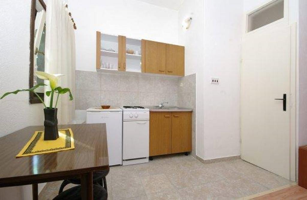 Apartments Maric Drvenik Mali Quarto foto